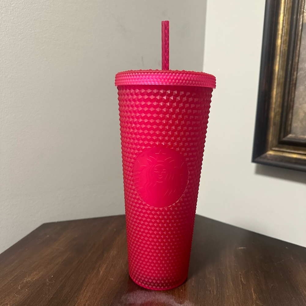 Starbucks magenta tumblr